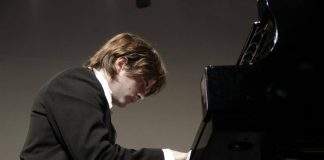 El pianista Hugo Schuler